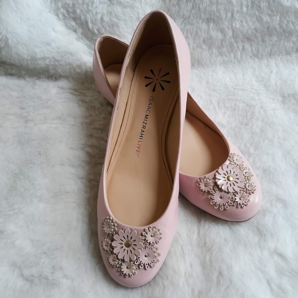 ISAAC MIZRAHI LIVE JANICE FLATS